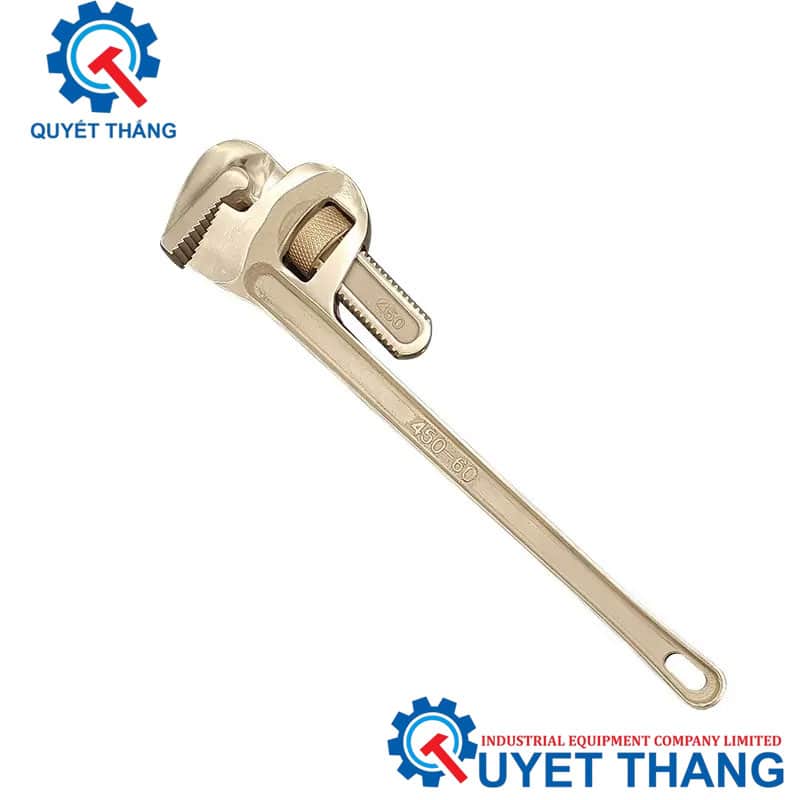 Cờ lê ống 1301 Cờ lê ống 1301 bằng hợp kim chống cháy nổ Be-Cu hoặc Al-Br, thiết kế chắc chắn, dùng siết mở ống trong môi trường nguy hiểm như dầu khí, hóa chất, khai thác mỏ.