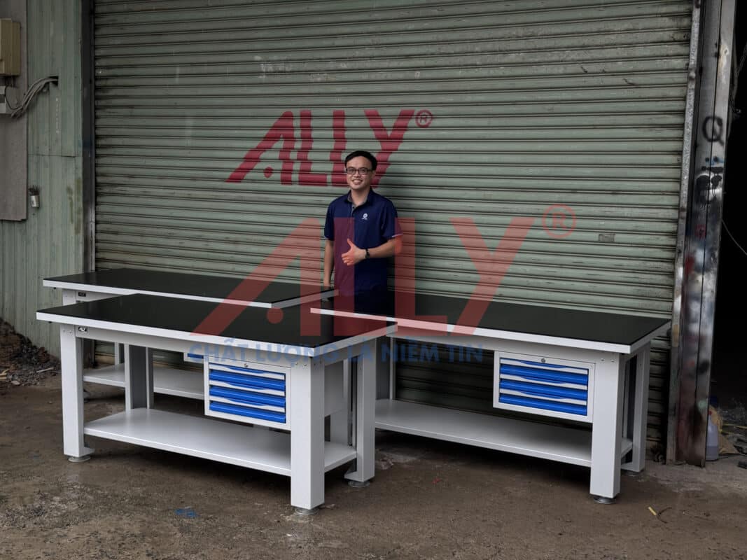 Bàn Giao 4 Bàn Nguội Cơ Khí 2000kg QT-BN2000B – Khẳng Định Niềm Tin Từ Khách Hàng Lớn Trong Ngành Công Nghiệp