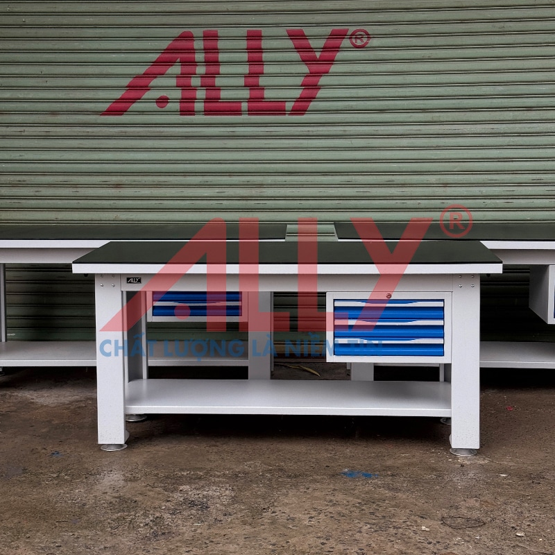 Bàn gia công cơ khí QT-BN2000B được thiết kế chuyên biệt