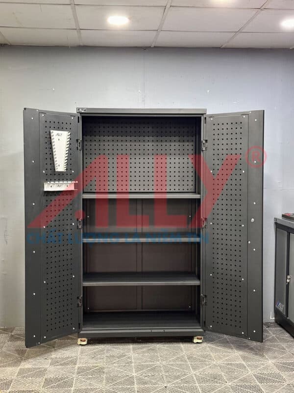 Tủ Đựng Dụng Cụ Chuyên Dụng – Giải Pháp 5 Trong 1 Cho Xưởng Cơ Khí Gọn Gàng 2 tủ đựng dụng cụ chuyên dụng QT-HC, tủ đựng dụng cụ cơ khí QT-HC, tủ đựng dụng cụ công nghiệp QT-HC, tủ dụng cụ chuyên dụng, tủ đựng dụng cụ nhiều ngăn, tủ đựng dụng cụ sắt sơn tĩnh điện, tủ đựng dụng cụ nhà máy, tủ đựng dụng cụ gara ô tô, tủ đựng dụng cụ bảo trì bảo dưỡng, tủ dụng cụ cơ khí chuyên dụng, tủ dụng cụ công nghiệp chuyên dụng, tủ đựng dụng cụ xưởng cơ khí, tủ đựng dụng cụ đa năng QT-HC