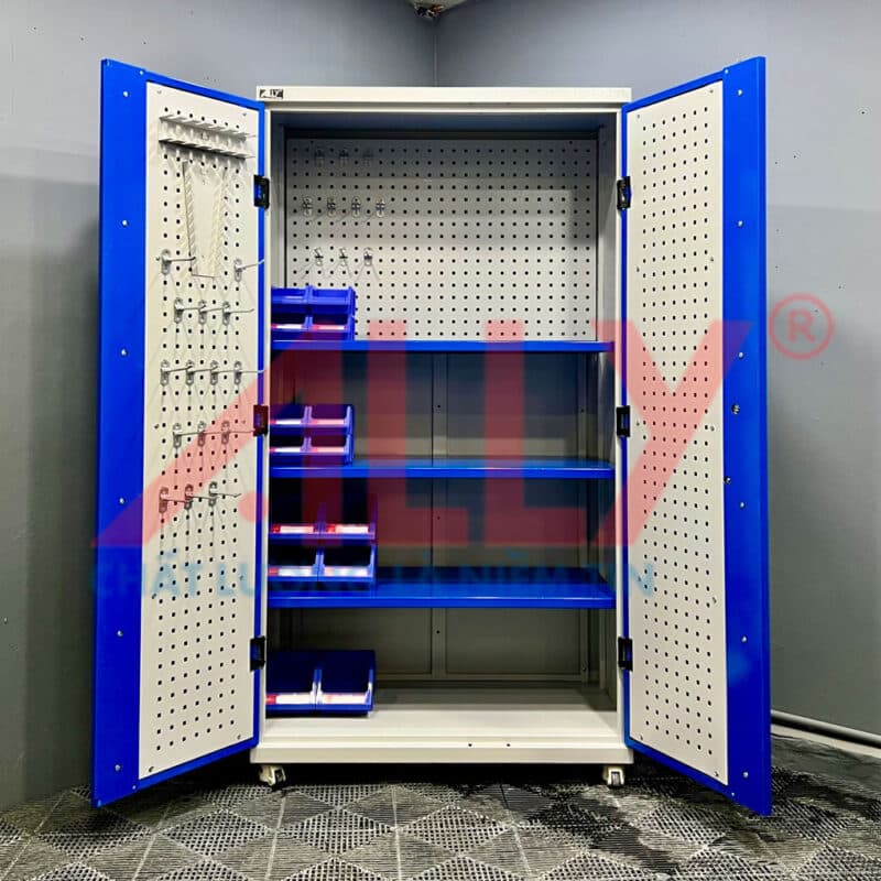 Tủ Đựng Dụng Cụ Chuyên Dụng – Giải Pháp 5 Trong 1 Cho Xưởng Cơ Khí Gọn Gàng 5 tủ đựng dụng cụ chuyên dụng QT-HC, tủ đựng dụng cụ cơ khí QT-HC, tủ đựng dụng cụ công nghiệp QT-HC, tủ dụng cụ chuyên dụng, tủ đựng dụng cụ nhiều ngăn, tủ đựng dụng cụ sắt sơn tĩnh điện, tủ đựng dụng cụ nhà máy, tủ đựng dụng cụ gara ô tô, tủ đựng dụng cụ bảo trì bảo dưỡng, tủ dụng cụ cơ khí chuyên dụng, tủ dụng cụ công nghiệp chuyên dụng, tủ đựng dụng cụ xưởng cơ khí, tủ đựng dụng cụ đa năng QT-HC