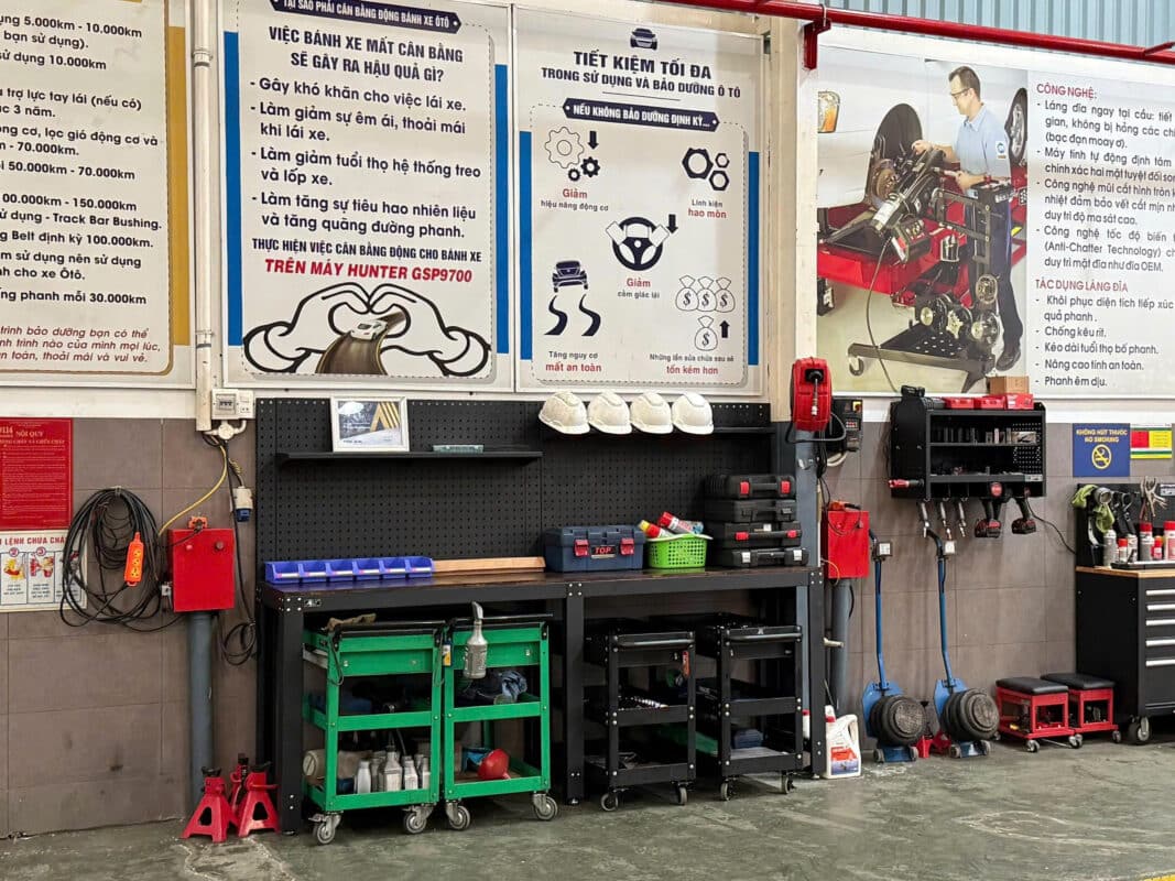  Bàn Thao Tác Điện Tử ALLY QT-IT03-2: Giải Pháp ESD & Tiêu Chuẩn Cao Cho Phòng Sạch (Cleanroom)