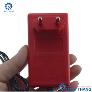 Alternative view of Sạc pin toyoko 1.3A
