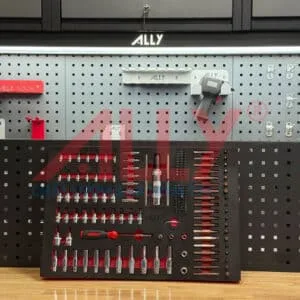 Bộ dụng cụ hơn 300 chi tiết ALLY đa năng gồm kìm, búa, cờ lê, tua vít và phụ kiện, thiết kế gọn gàng, dễ dùng cho gia đình và thợ sửa chữa.