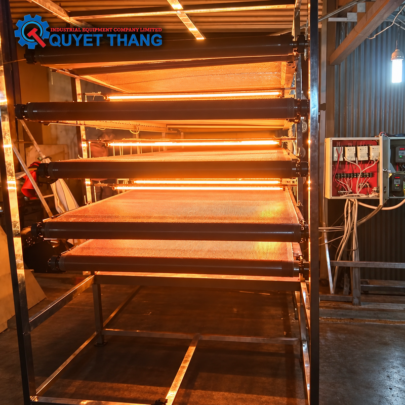 Khoang sấy hồng ngoại diệt côn trùng khi vận hành